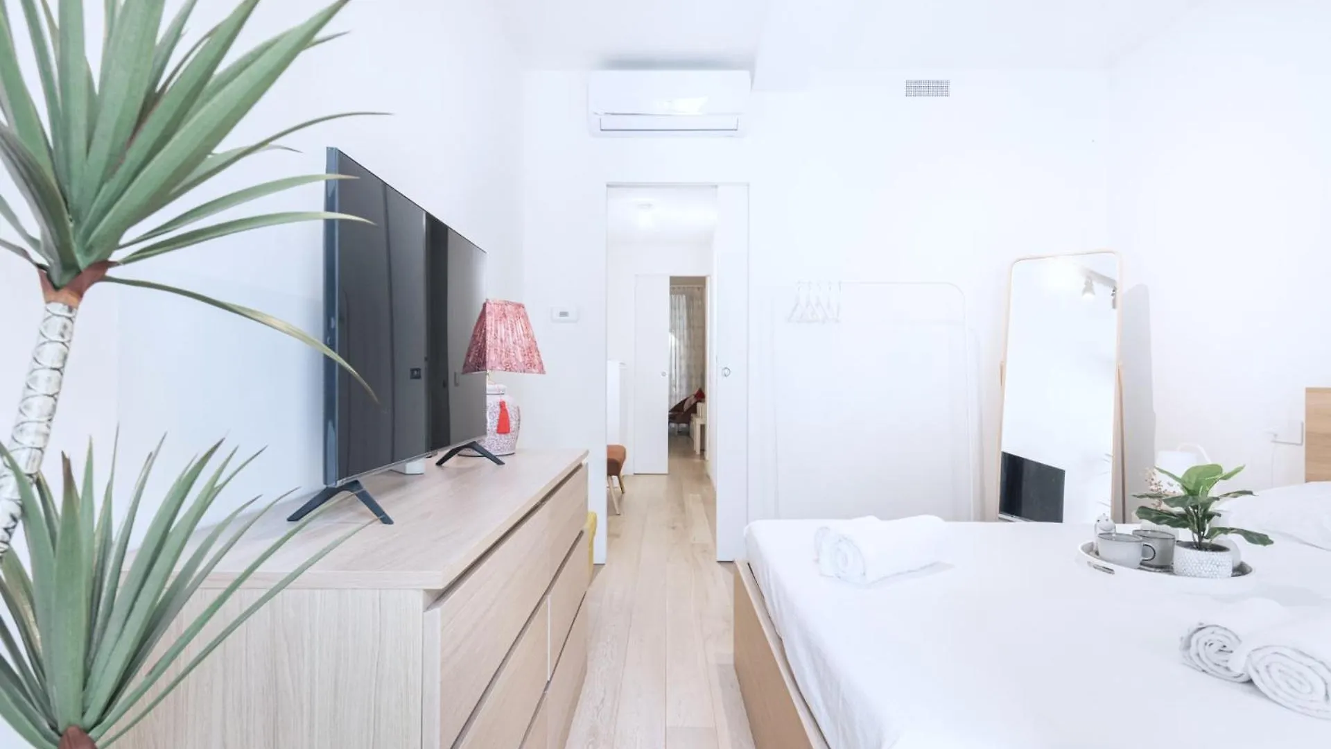 Easylife - Meravigliosa Dimora In Centrale Milan Apartment